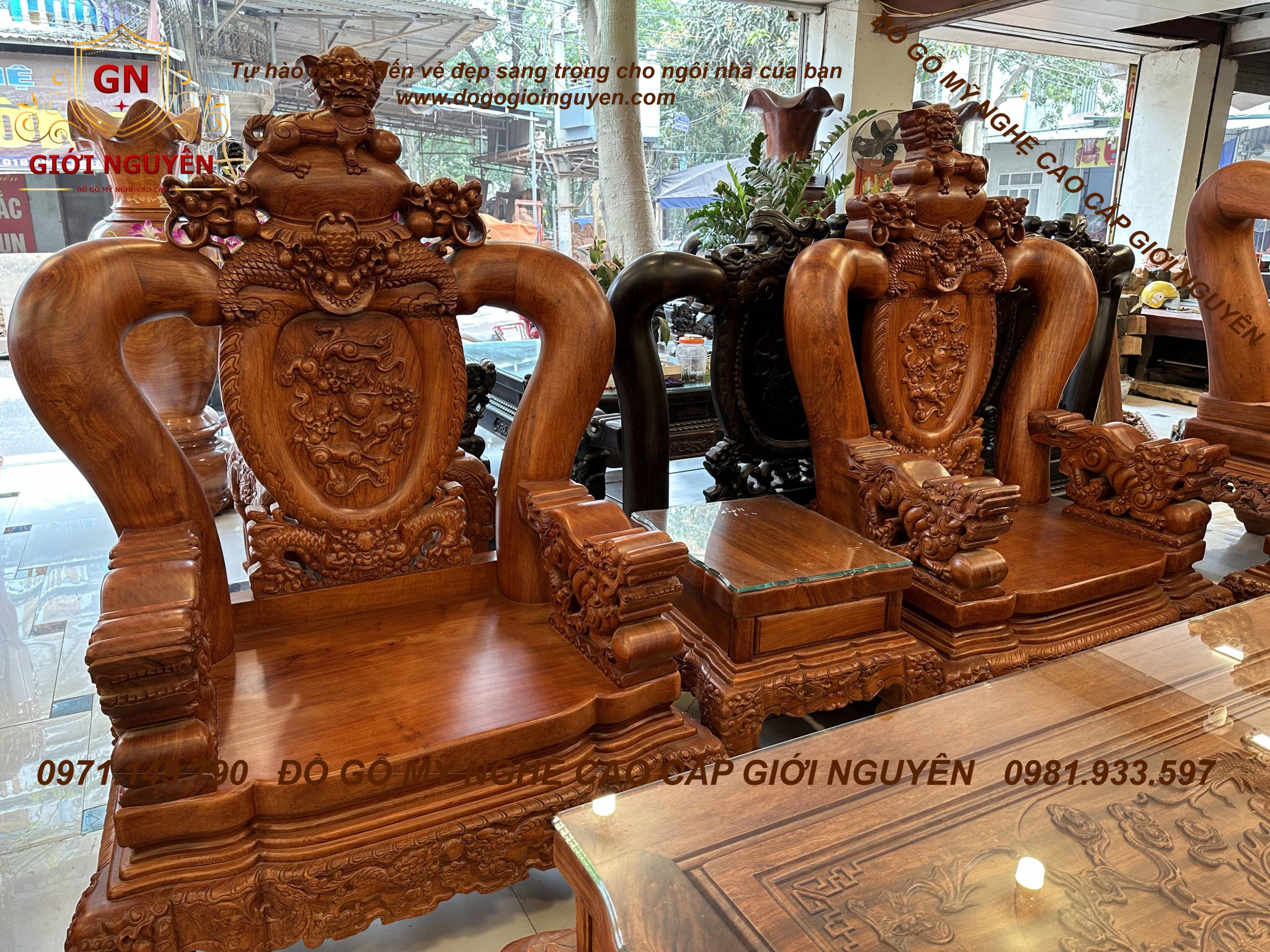 Bộ bàn ghế Nghê Bảo đỉnh tay 16 gỗ hương đá (3)