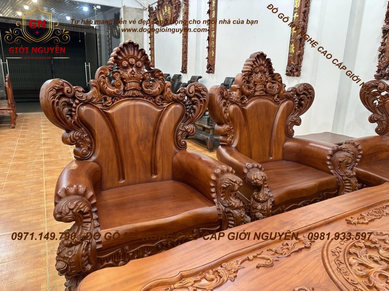 Bộ bàn ghế hoàng gia tân cổ điển 3 bông hồng - gõ đỏ